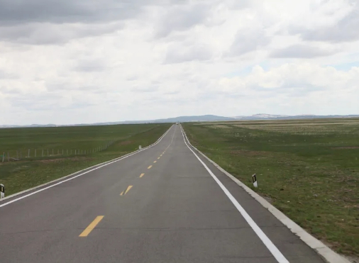 馬健代表：建設美麗公路帶動沿線發(fā)展